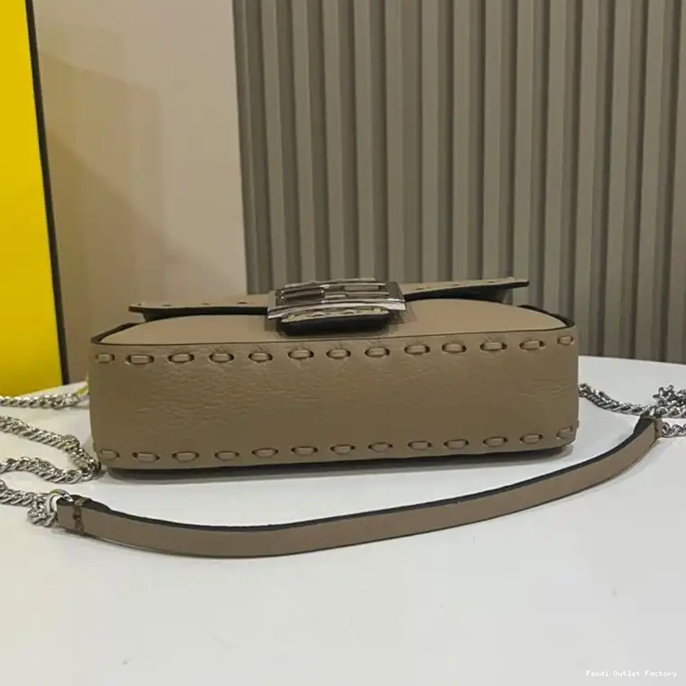 Vintage HOT Baguette Cuoio Leather Selleria Romano Mini In Bag Fendi Khaki 0520